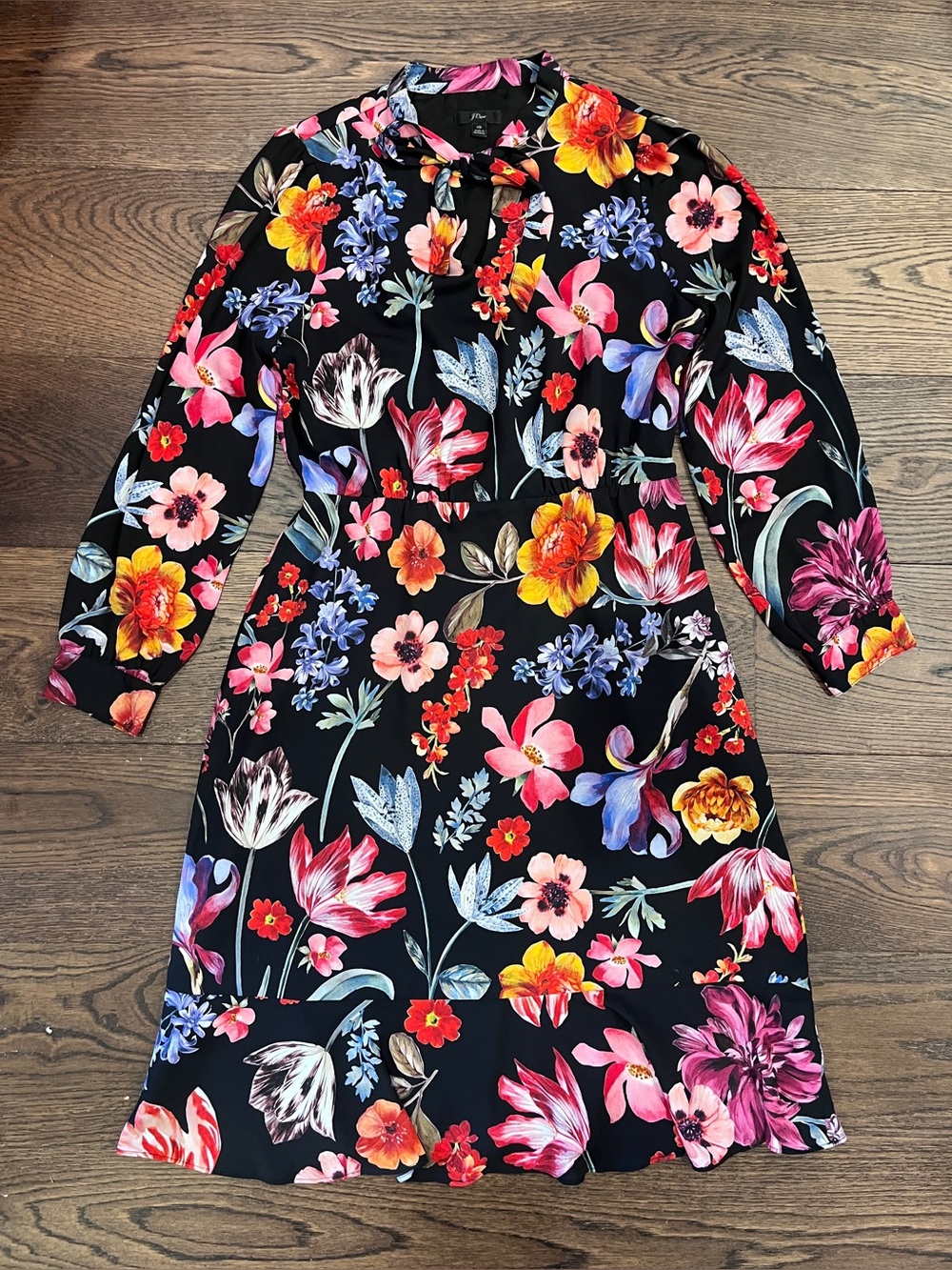 J.Crew Tie-Neck Midi Dress in Midnight Dutch Floral - Size 10 - Picture 4 of 7